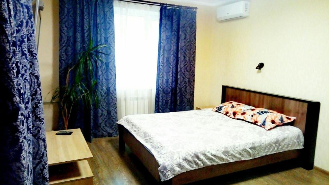 Квартира Біля Трц "Dream Town 2" Kiev Ngoại thất bức ảnh